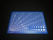 Load image into Gallery viewer, Cutting mat