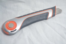 Load image into Gallery viewer, 25mm heavy duty craft knife
