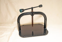 Load image into Gallery viewer, Book press - small