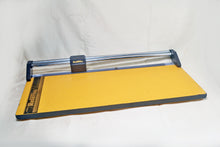 Load image into Gallery viewer, Rotatrim cutter