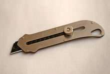 Load image into Gallery viewer, Stainless Steel craft knife