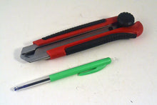Load image into Gallery viewer, heavy duty craft knives
